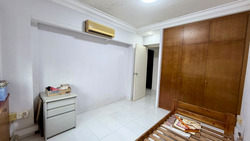 Sengkang East Way (Sengkang), HDB 3 Rooms #567209651